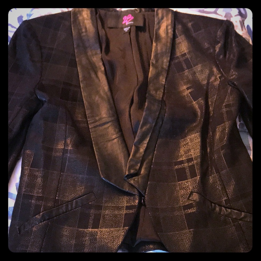 Modern blazer